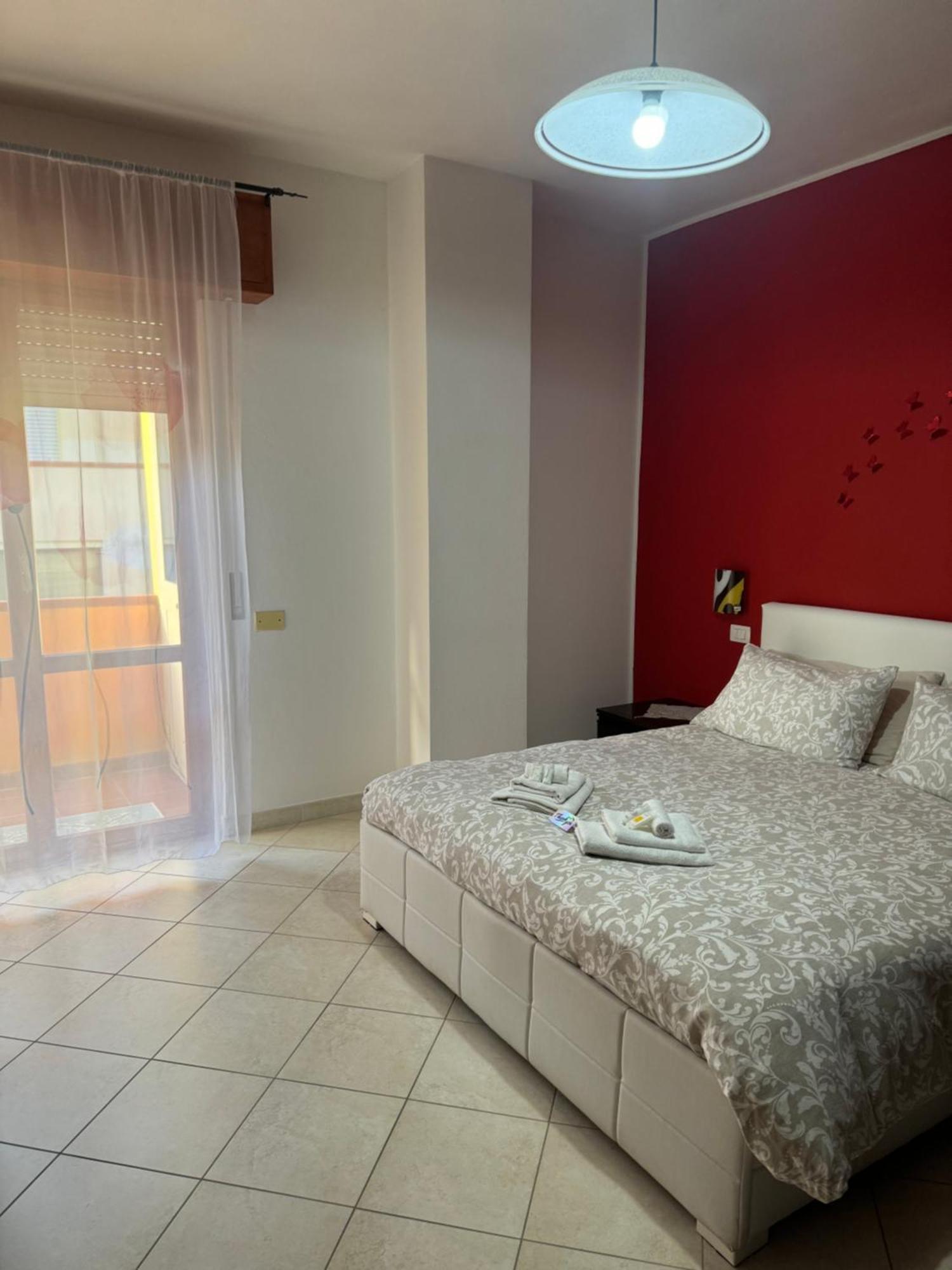 Butterflyhouse Villa Monserrato Bagian luar foto