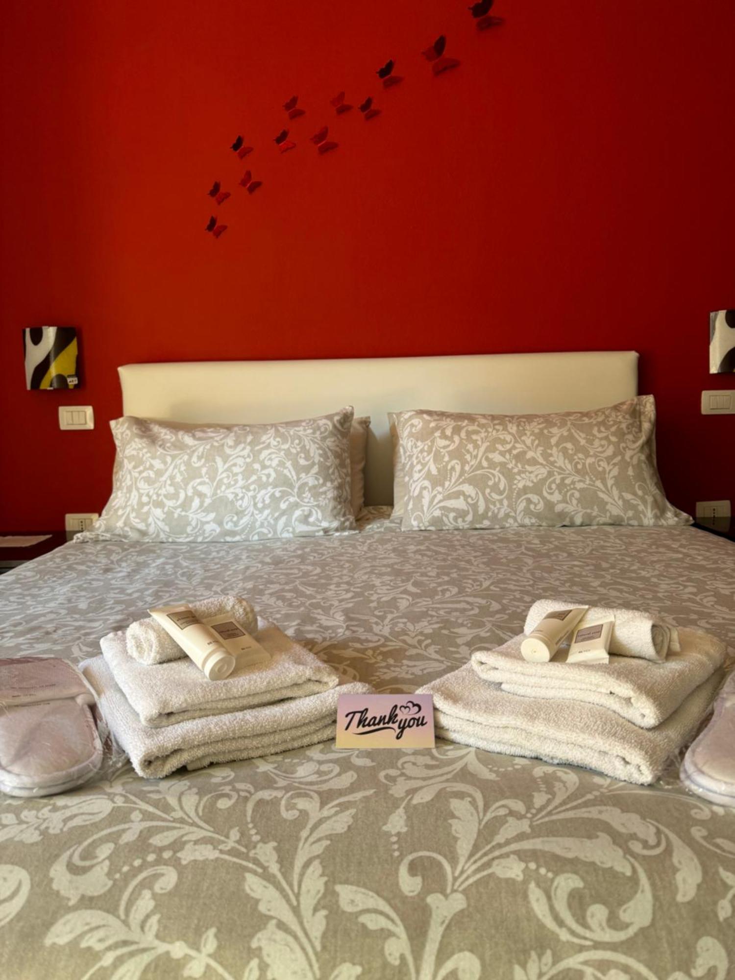 Butterflyhouse Villa Monserrato Bagian luar foto