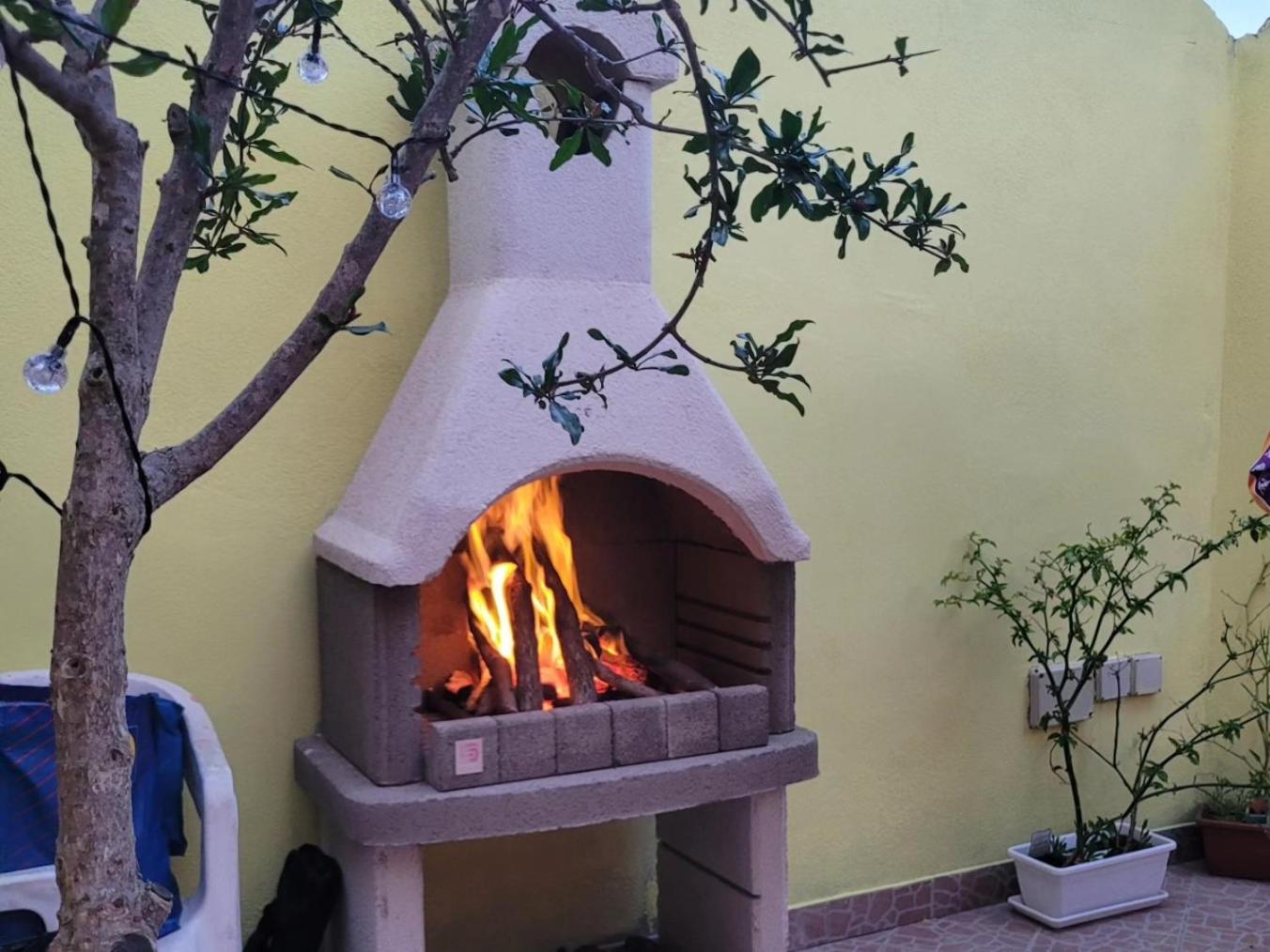 Butterflyhouse Villa Monserrato Bagian luar foto